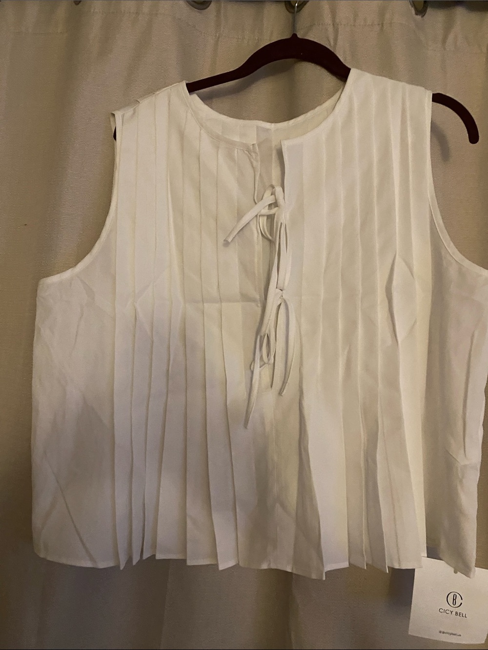 Cicy Bell White Sleeveless Pleated Tie-Front Camisole